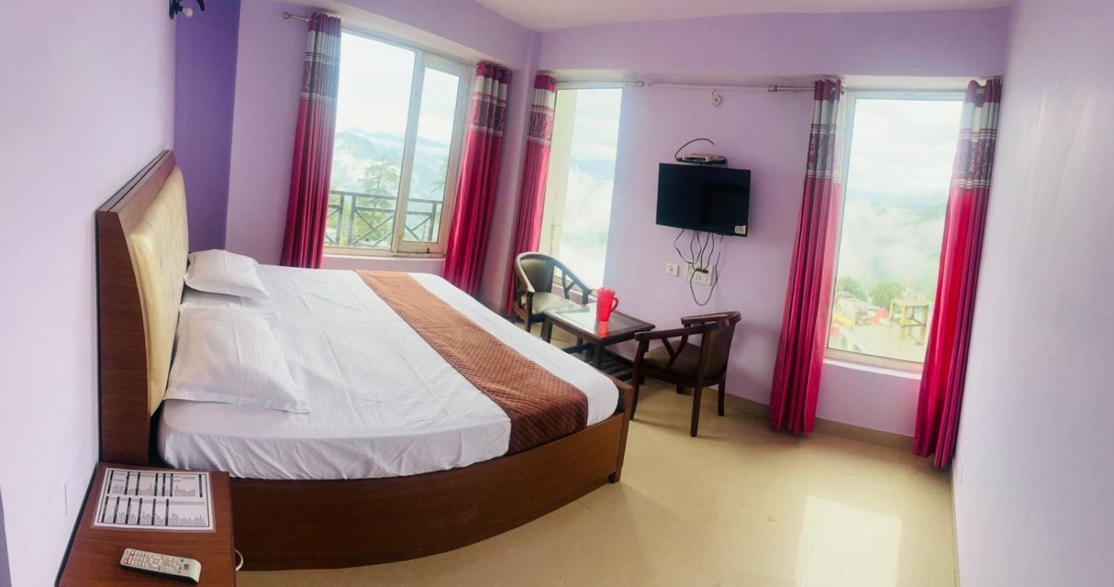Northern View Haward Shimla Room photo